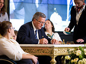 Ratyfikacja konwencji o prawach niepełnosprawnych przez Prezydenta RP/fot. Eliza Radzikowska-Bialobrzewska